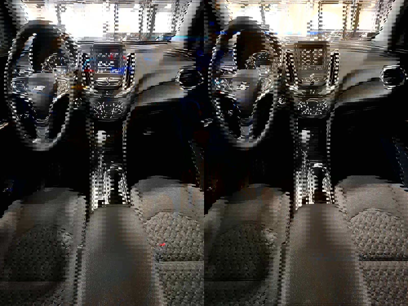 Used 2023 Chevrolet Equinox LT image 21