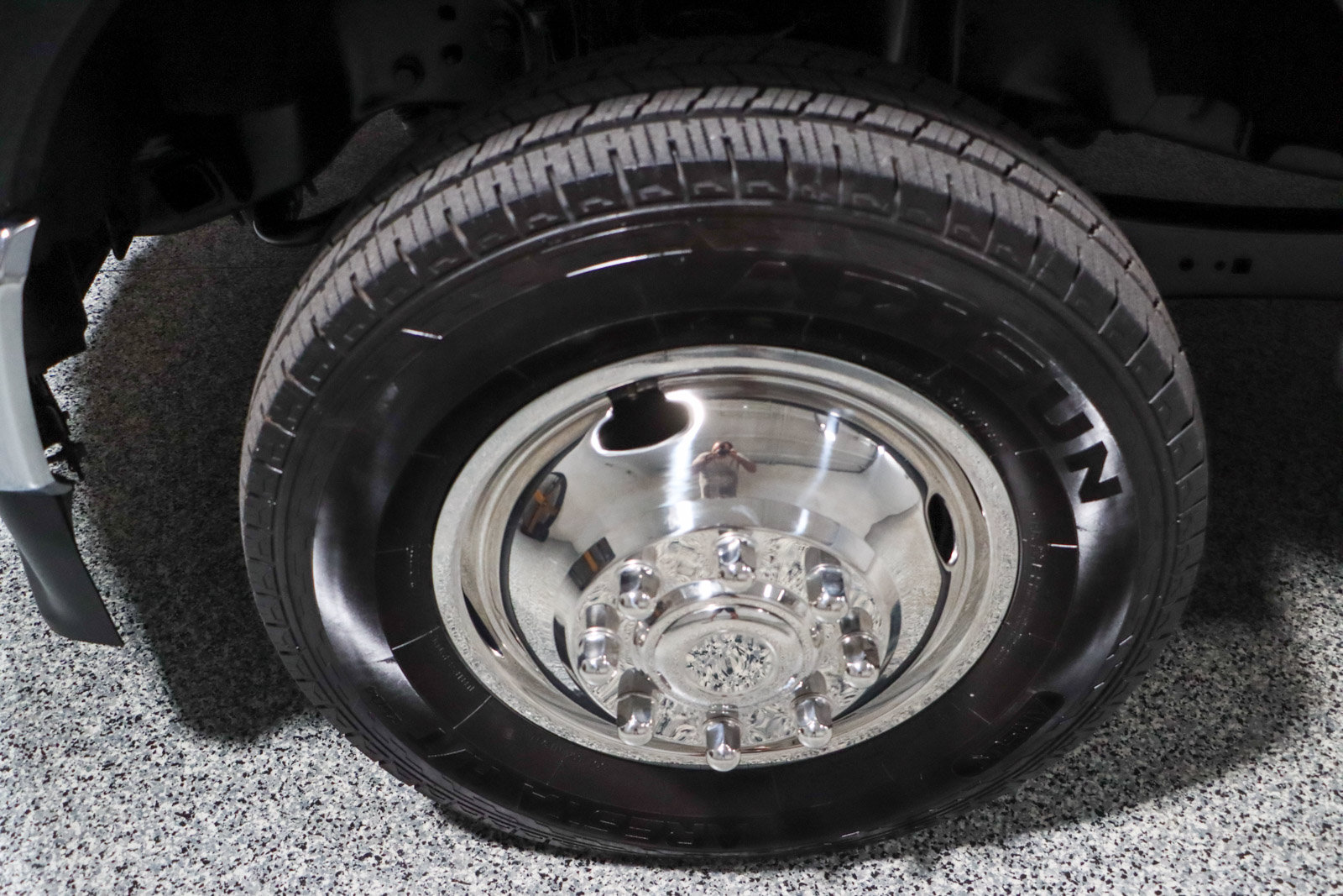 Used 2023 Ford F350 XLT AWD/4WD image 11