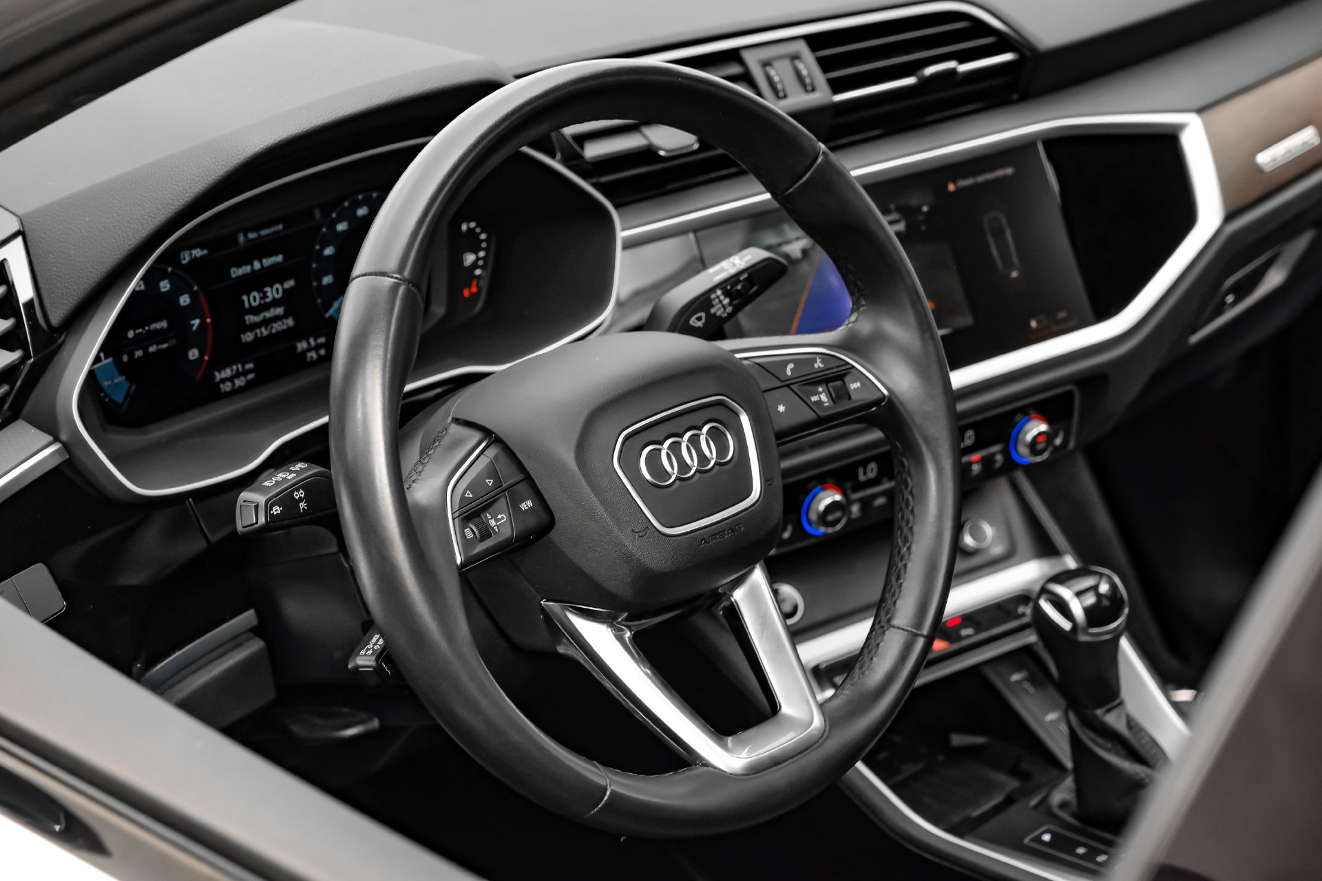 Used 2024 Audi Q3 2.0T Premium w/ Convenience Package AWD/4WD image 20