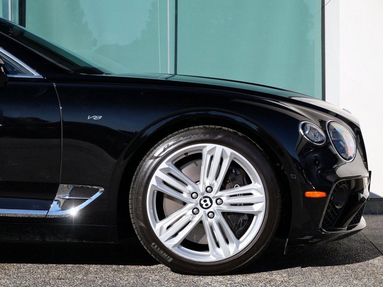 Used 2022 Bentley Continental GT image 6