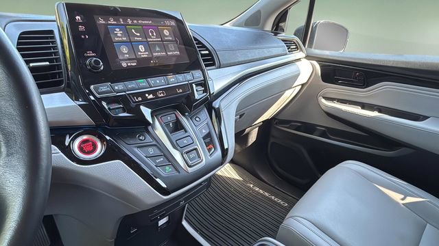 Used 2023 Honda Odyssey Touring image 15