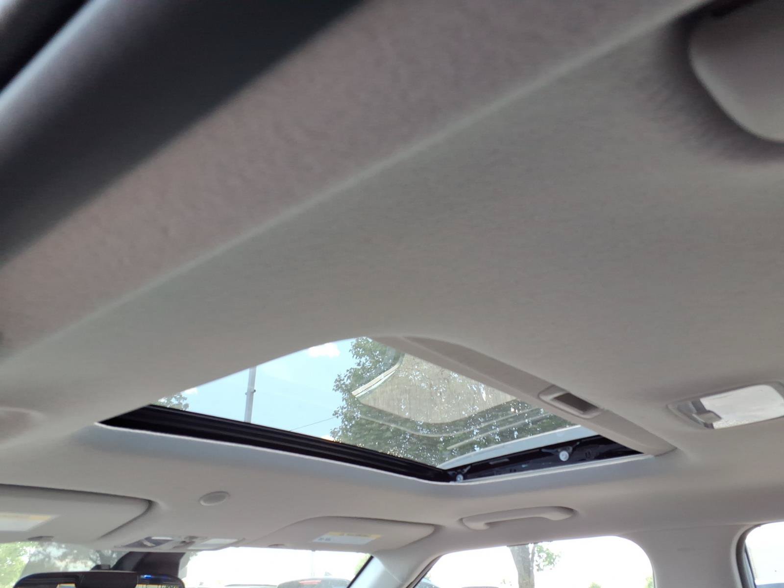 New 2026 Hyundai Venue SEL FWD image 5