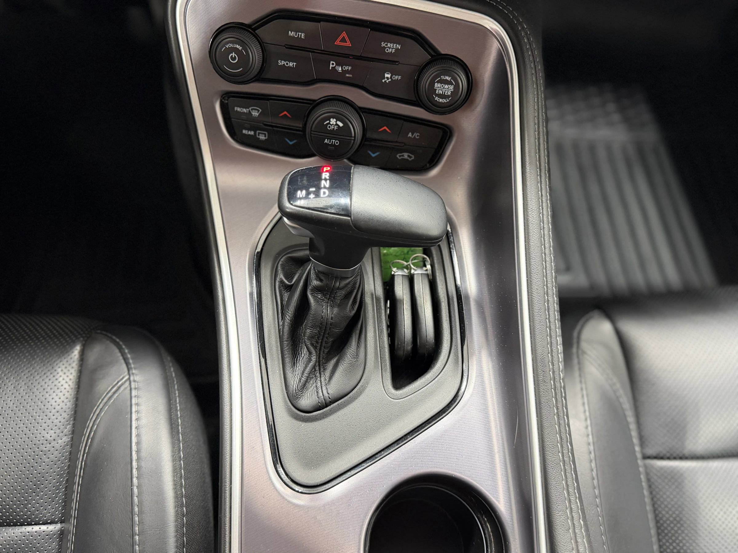 Used 2019 Dodge Challenger SXT w/ Plus Package RWD image 19