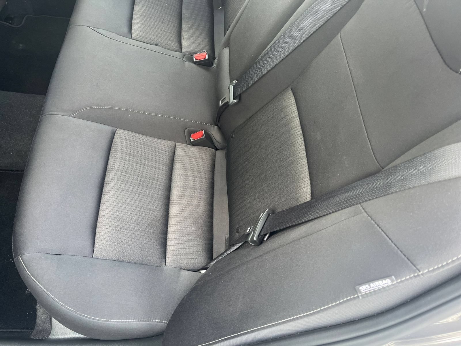 Used 2025 Nissan Altima 2.5 SV FWD image 37