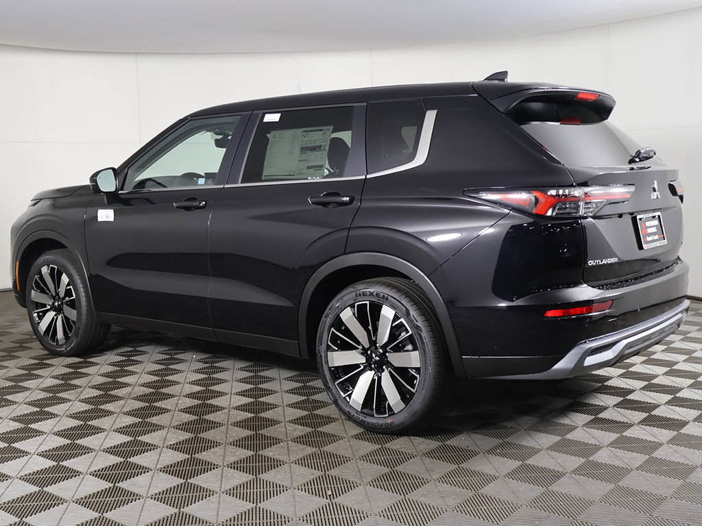 New 2026 Mitsubishi Outlander SE AWD/4WD image 11