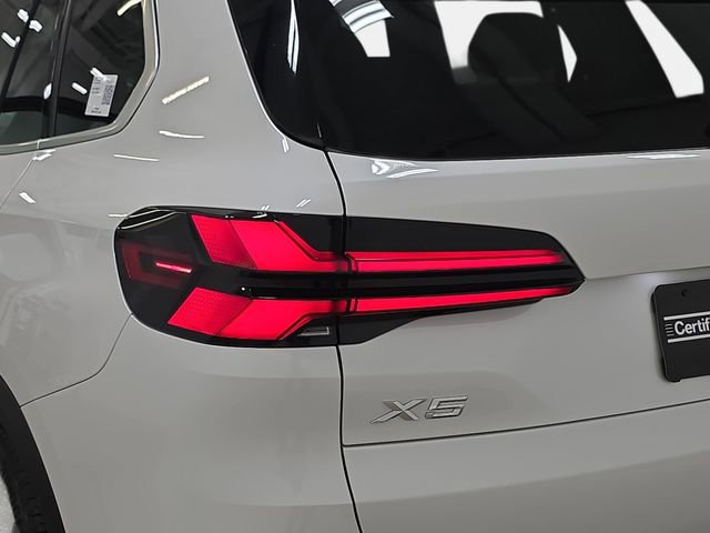 Certified 2024 BMW X5 xDrive40i w/ Premium Package image 30