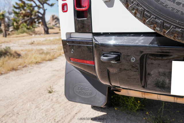 Used 2023 Land Rover Defender 90 X-Dynamic SE image 92