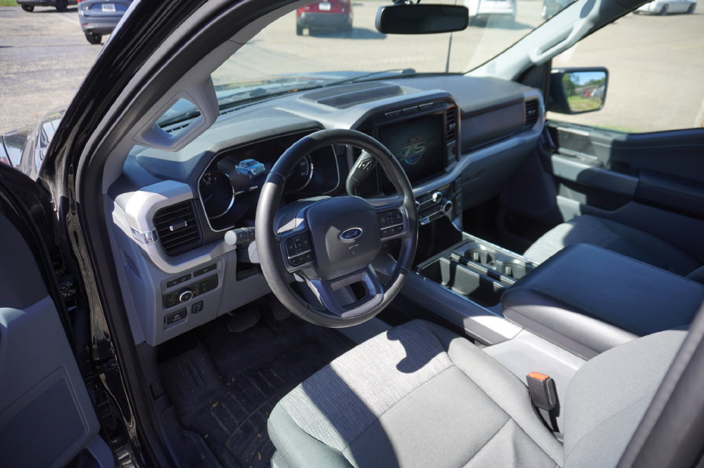 Used 2023 Ford F150 XLT w/ Equipment Group 302A High AWD/4WD image 3