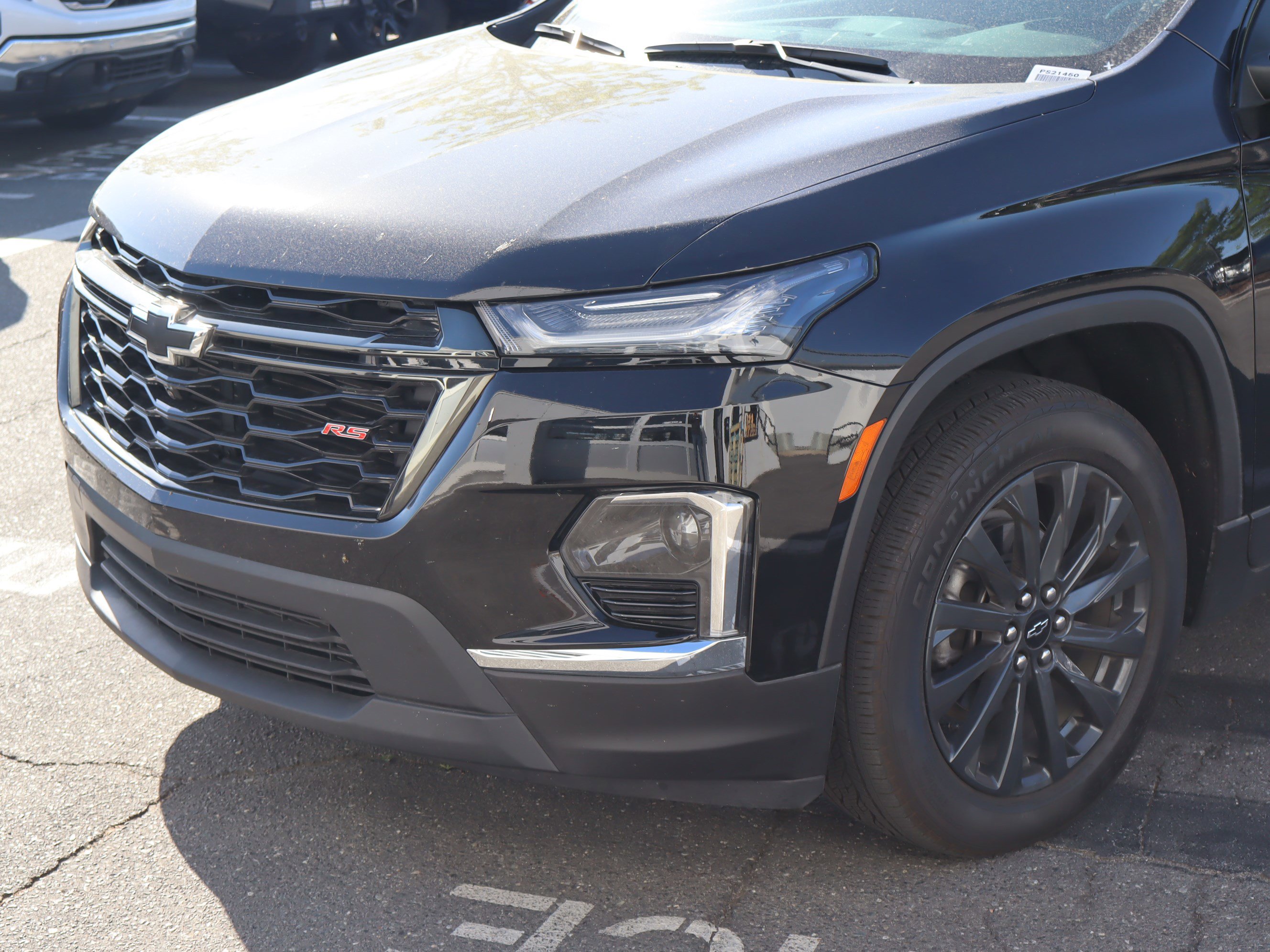 Used 2023 Chevrolet Traverse RS FWD image 17