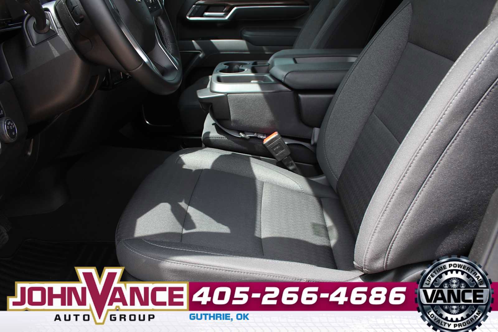 Used 2025 Chevrolet Silverado 2500 LT w/ Convenience Package AWD/4WD image 25