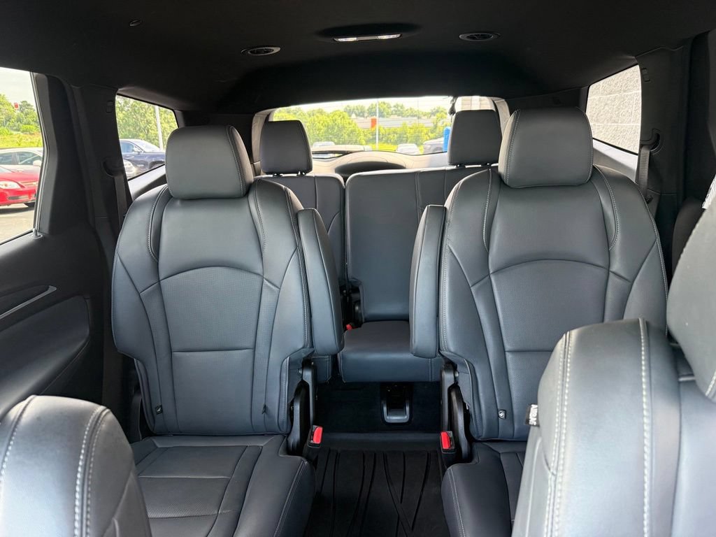 Used 2023 Buick Enclave Essence w/ Trailering Package, 5000 lbs. FWD image 41
