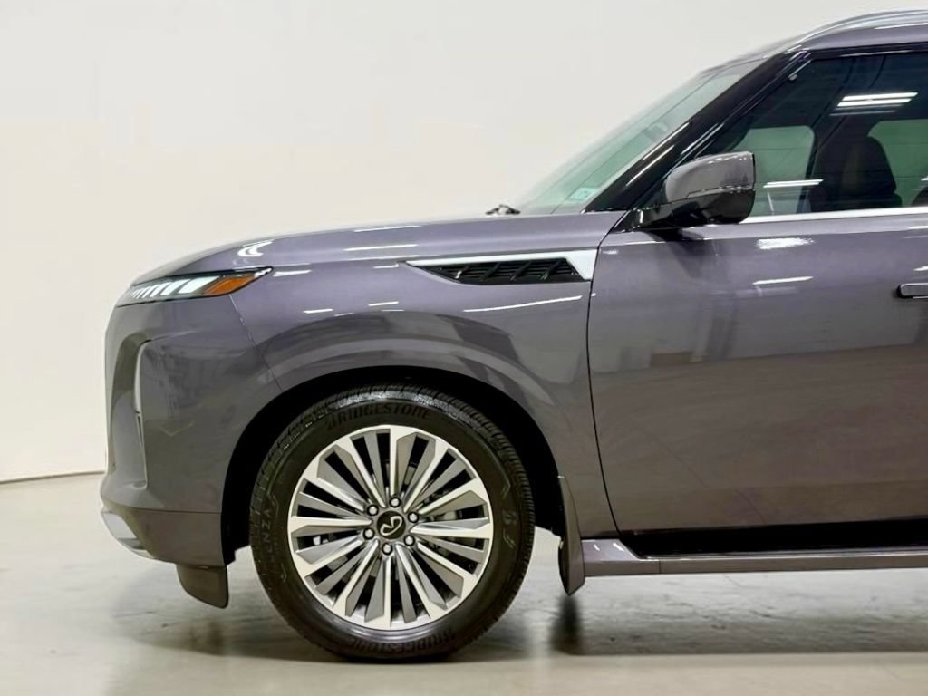 Used 2026 INFINITI QX80 Luxe w/ Cargo Package AWD/4WD image 8