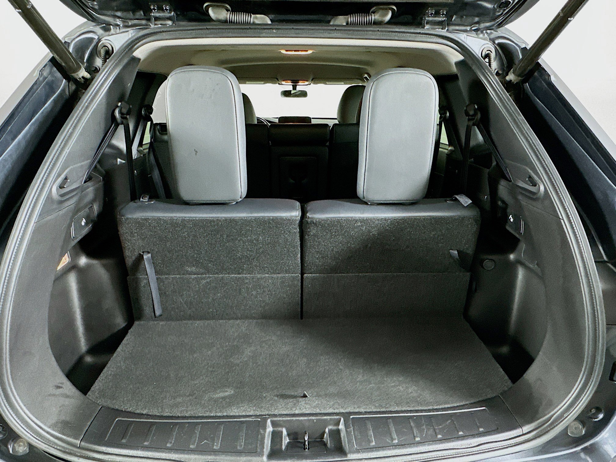 Used 2024 Mitsubishi Outlander SE image 30