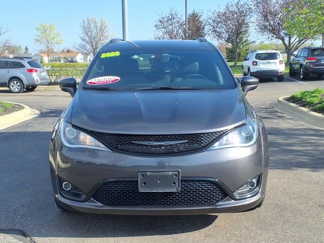 Certified 2020 Chrysler Pacifica Touring-L image 2