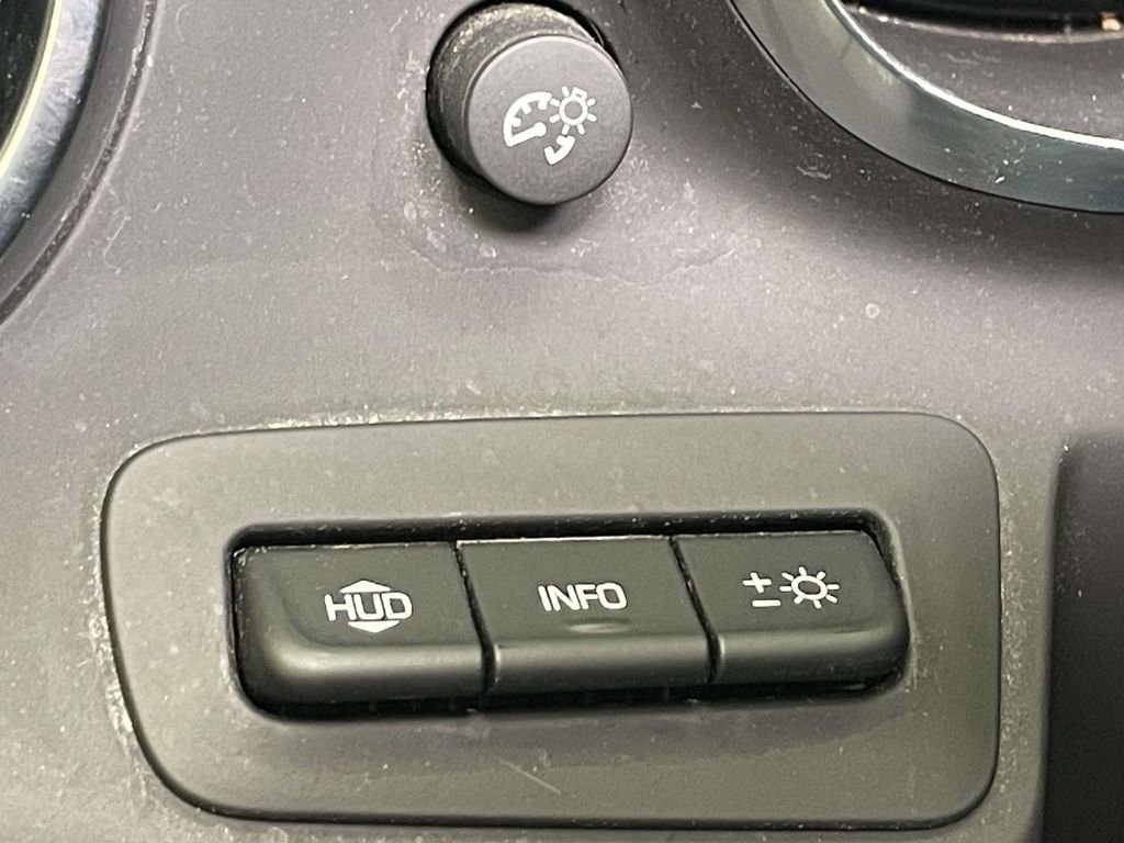Used 2022 Chevrolet Camaro SS RWD image 29