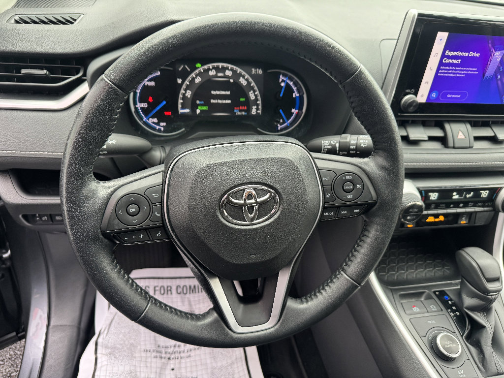Used 2023 Toyota RAV4 XLE w/ Convenience Package image 13