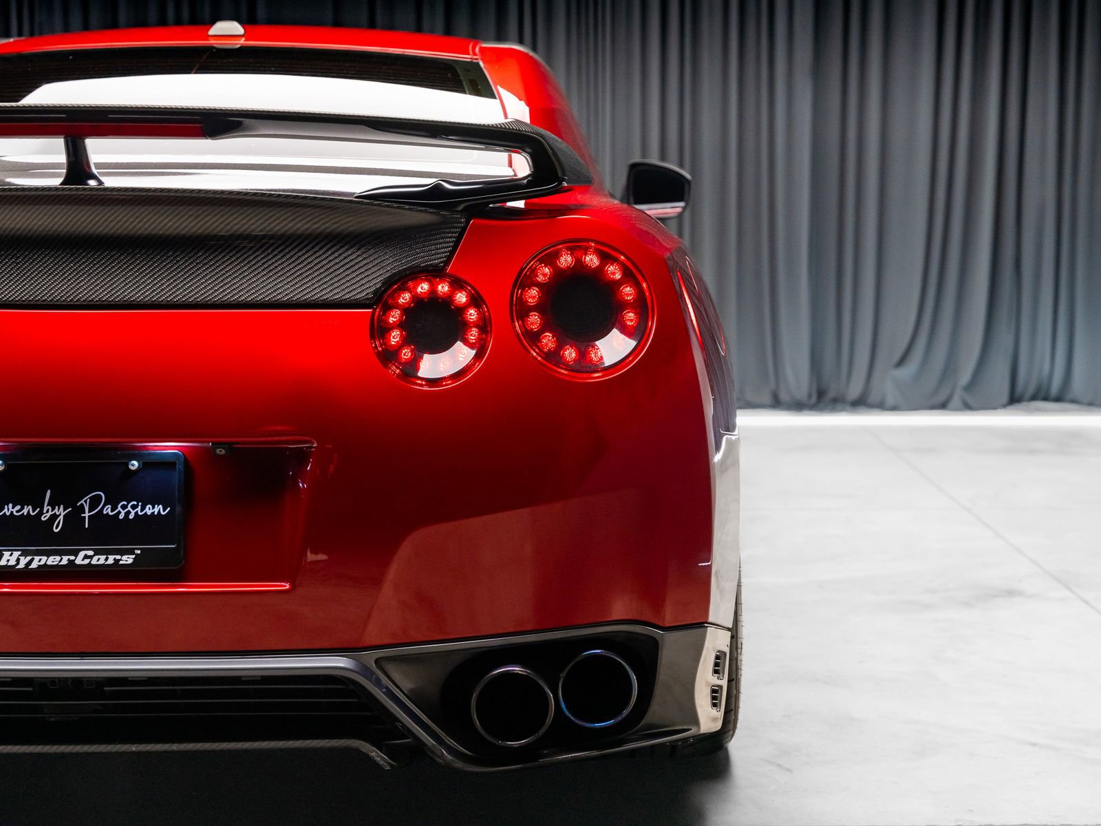 Used 2014 Nissan GT-R Premium AWD/4WD image 38