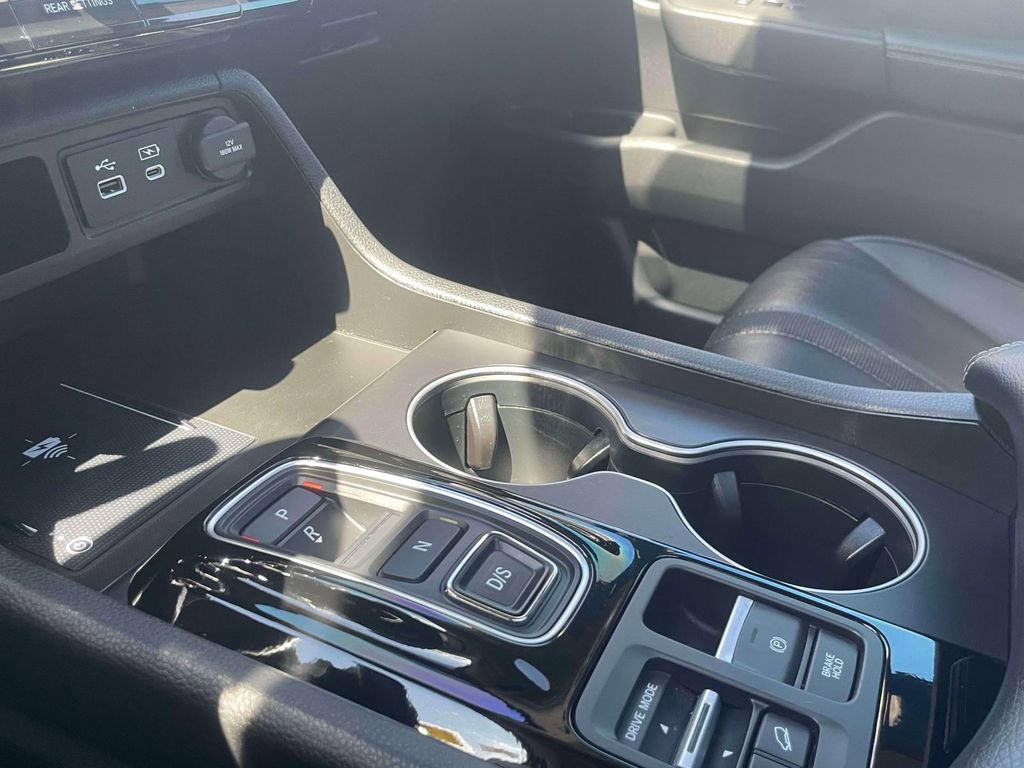 Certified 2024 Honda Pilot Touring image 29