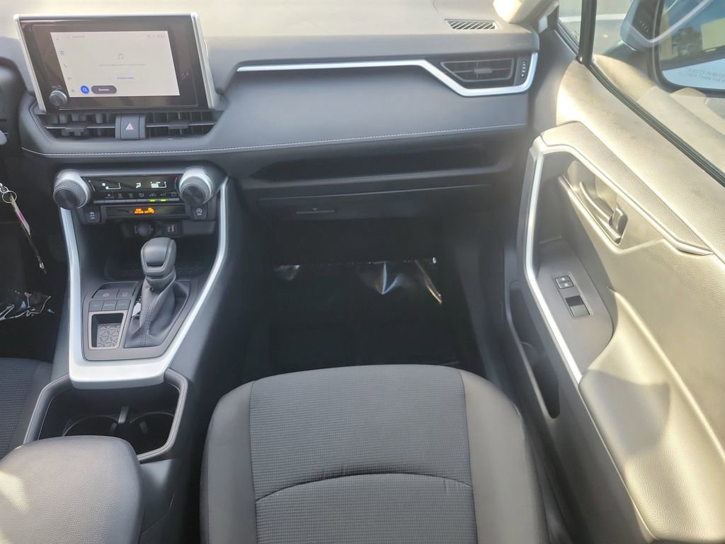 Used 2024 Toyota RAV4 LE image 13