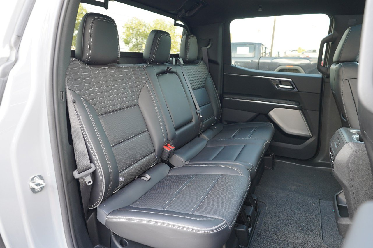 Certified 2025 GMC Sierra EV Denali AWD/4WD image 23