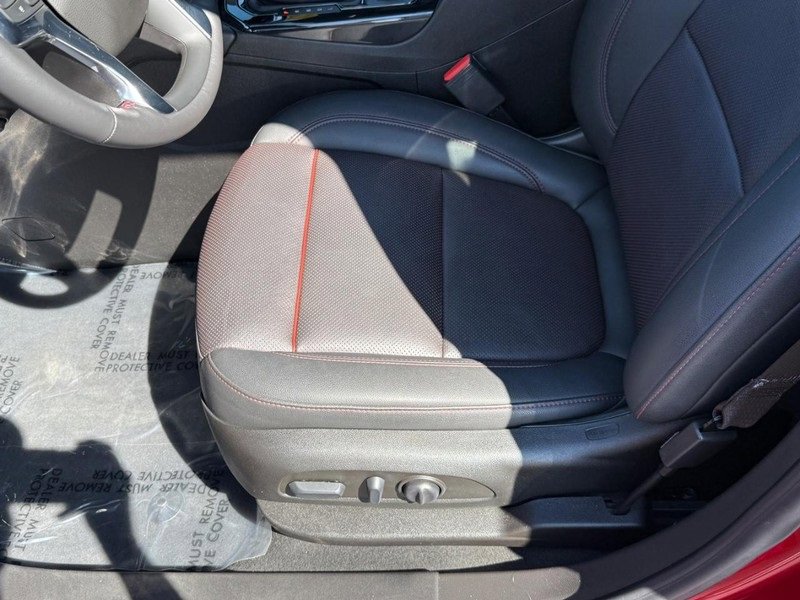 Used 2022 Chevrolet Blazer RS w/ Enhanced Convenience Package image 18