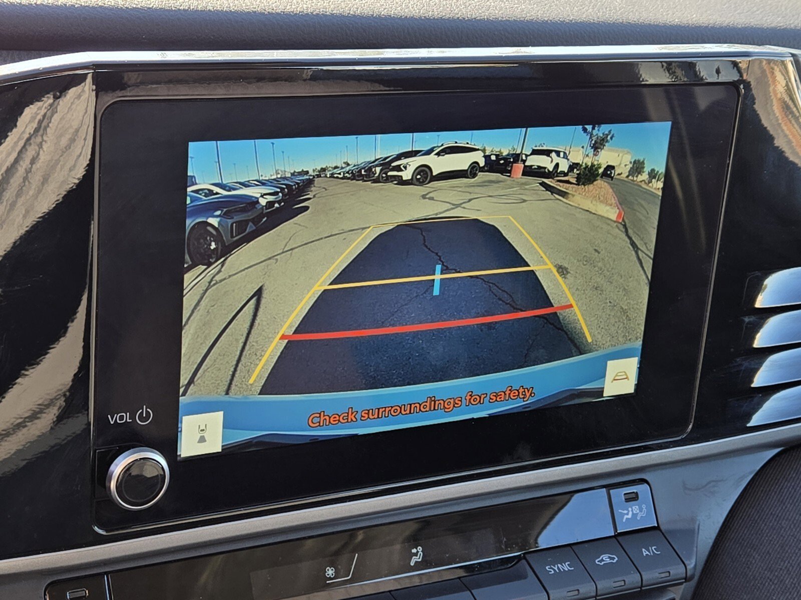 Used 2025 Toyota Camry SE image 23