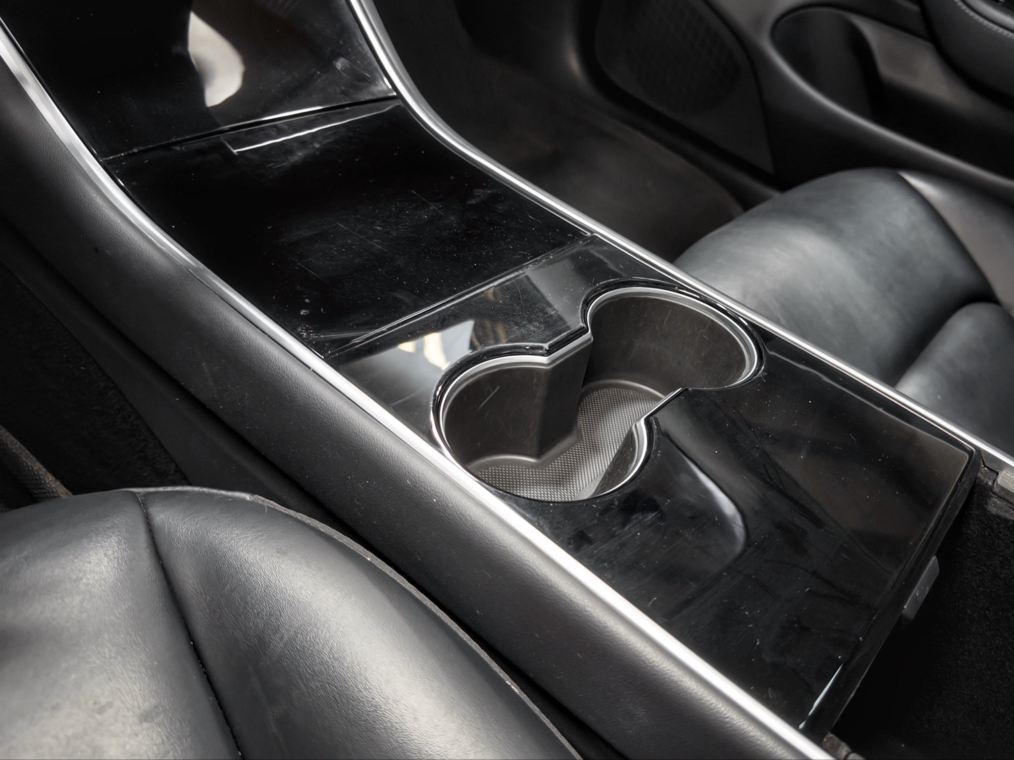 Used 2018 Tesla Model 3 Long Range RWD image 19
