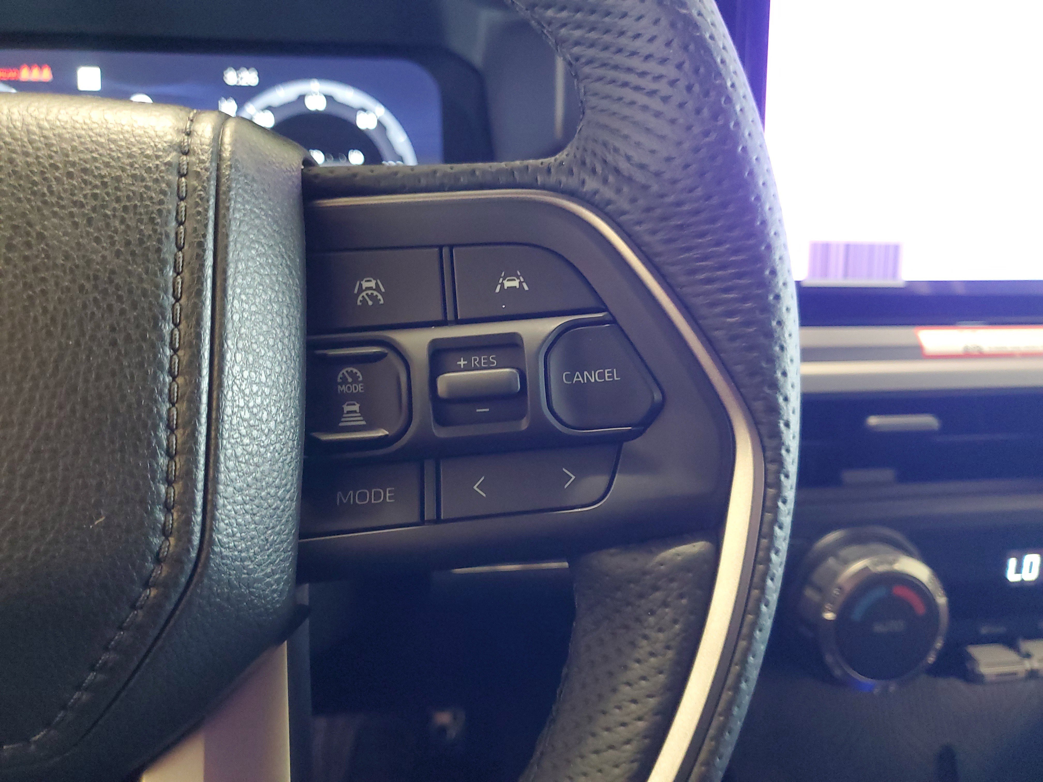 Used 2025 Toyota Tacoma TRD Sport image 24