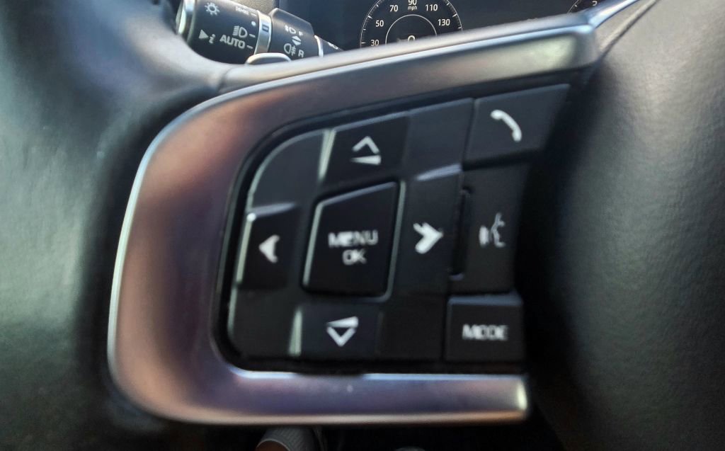 Used 2020 Jaguar F-PACE S image 24