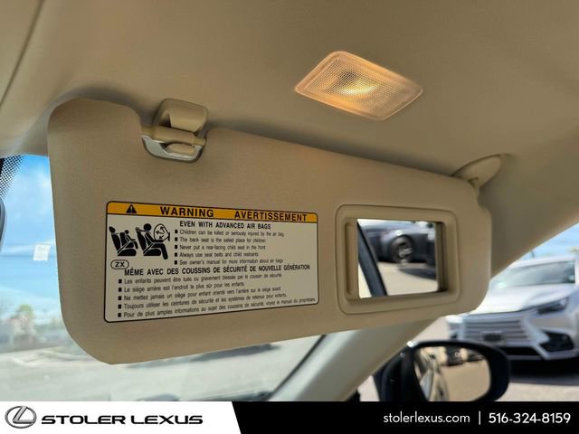 Used 2016 Lexus ES 350 w/ Luxury Package w/Wood Trim FWD image 42