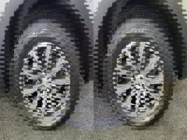 Certified 2023 Cadillac XT4 Sport w/ Driver Assist Package image 9