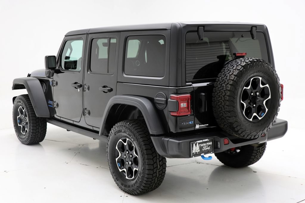 Used 2023 Jeep Wrangler Unlimited Rubicon 4xe w/ Cold Weather Group AWD/4WD image 7