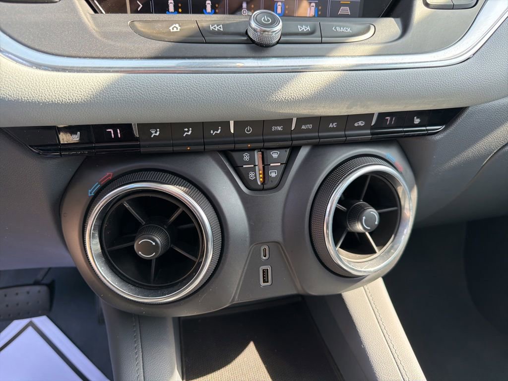 Used 2019 Chevrolet Blazer LT w/ Sun and Wheels Package image 30