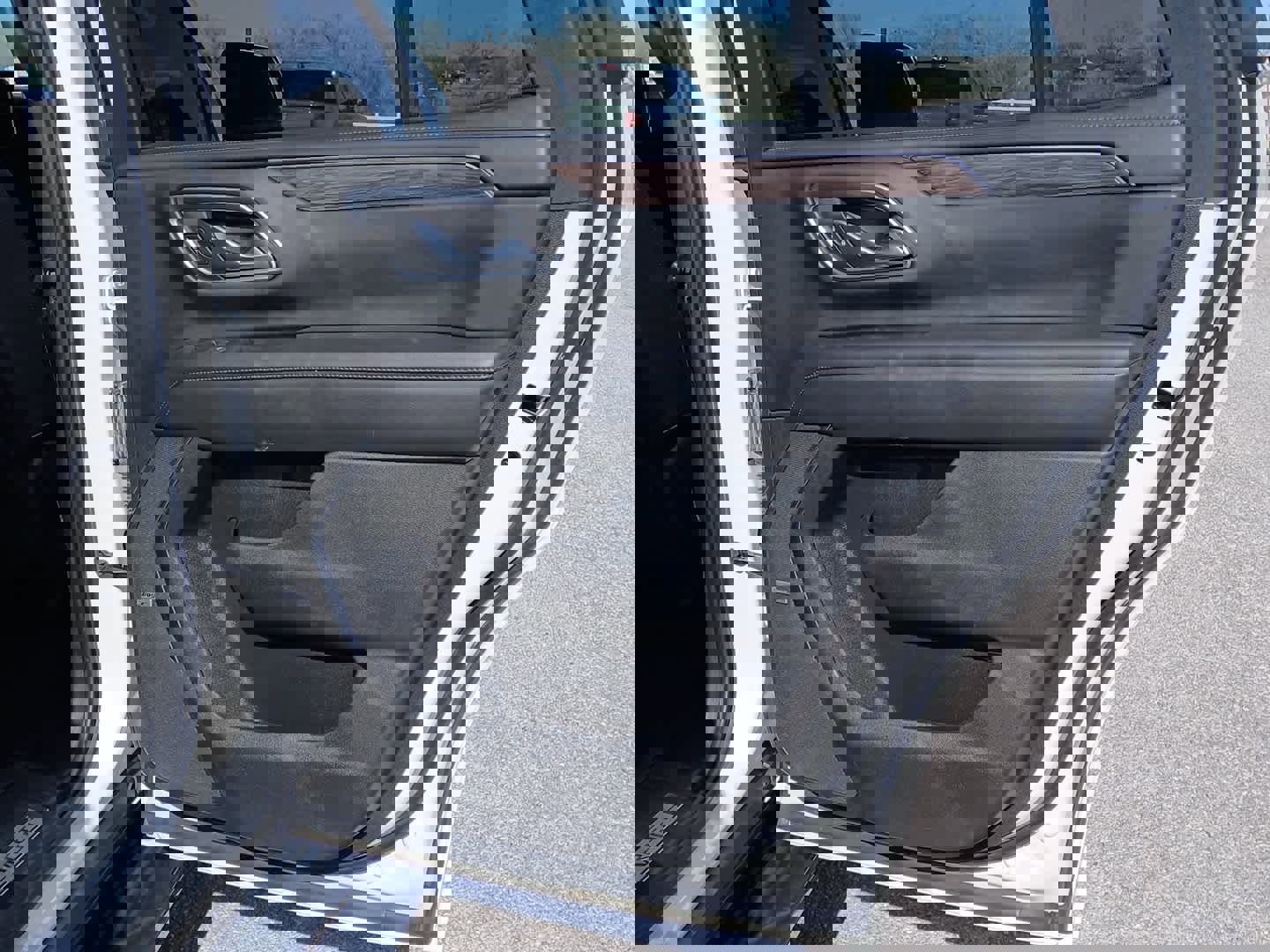 Used 2021 Chevrolet Tahoe LT w/ LT Signature Package image 59