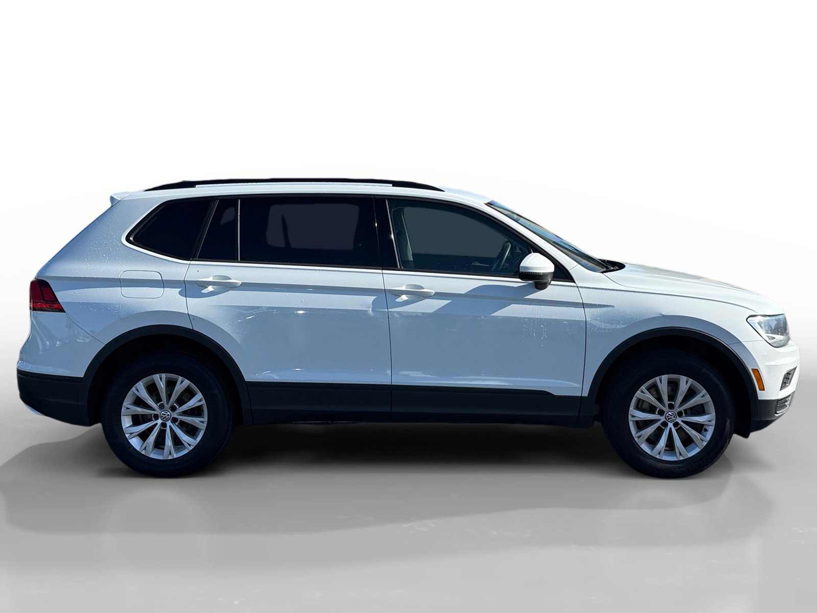 Used 2020 Volkswagen Tiguan S image 6