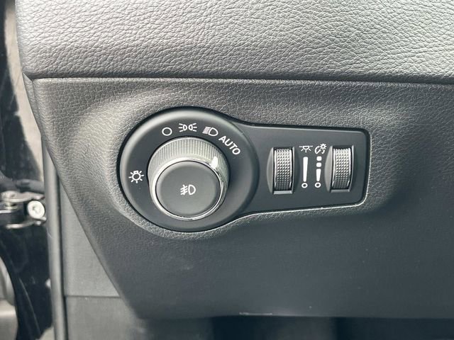 Used 2019 Jeep Compass Limited w/ Safety & Security Group AWD/4WD image 31