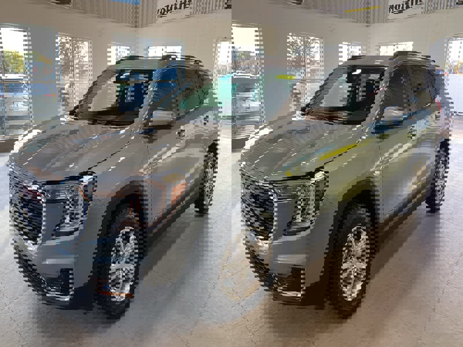 Used 2023 GMC Terrain SLE w/ Driver Convenience Package