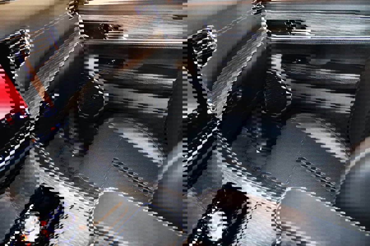 Used 2024 Jeep Wagoneer L Series II w/ Flexible Seating Group image 52