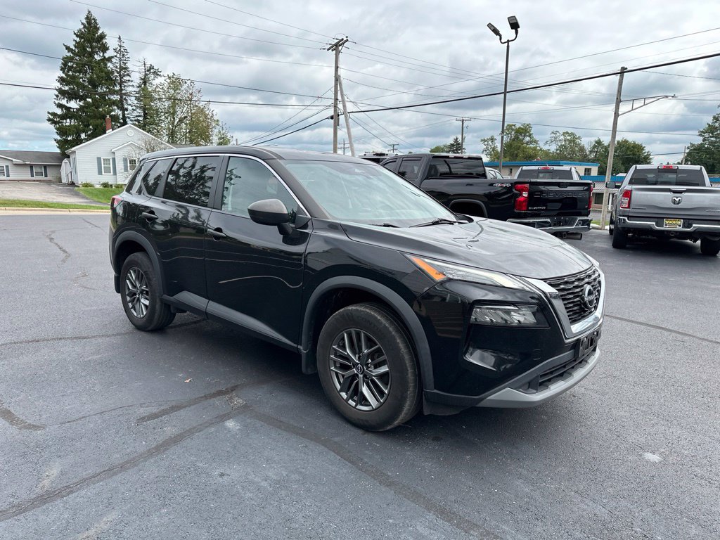 Used 2022 Nissan Rogue S AWD/4WD image 4