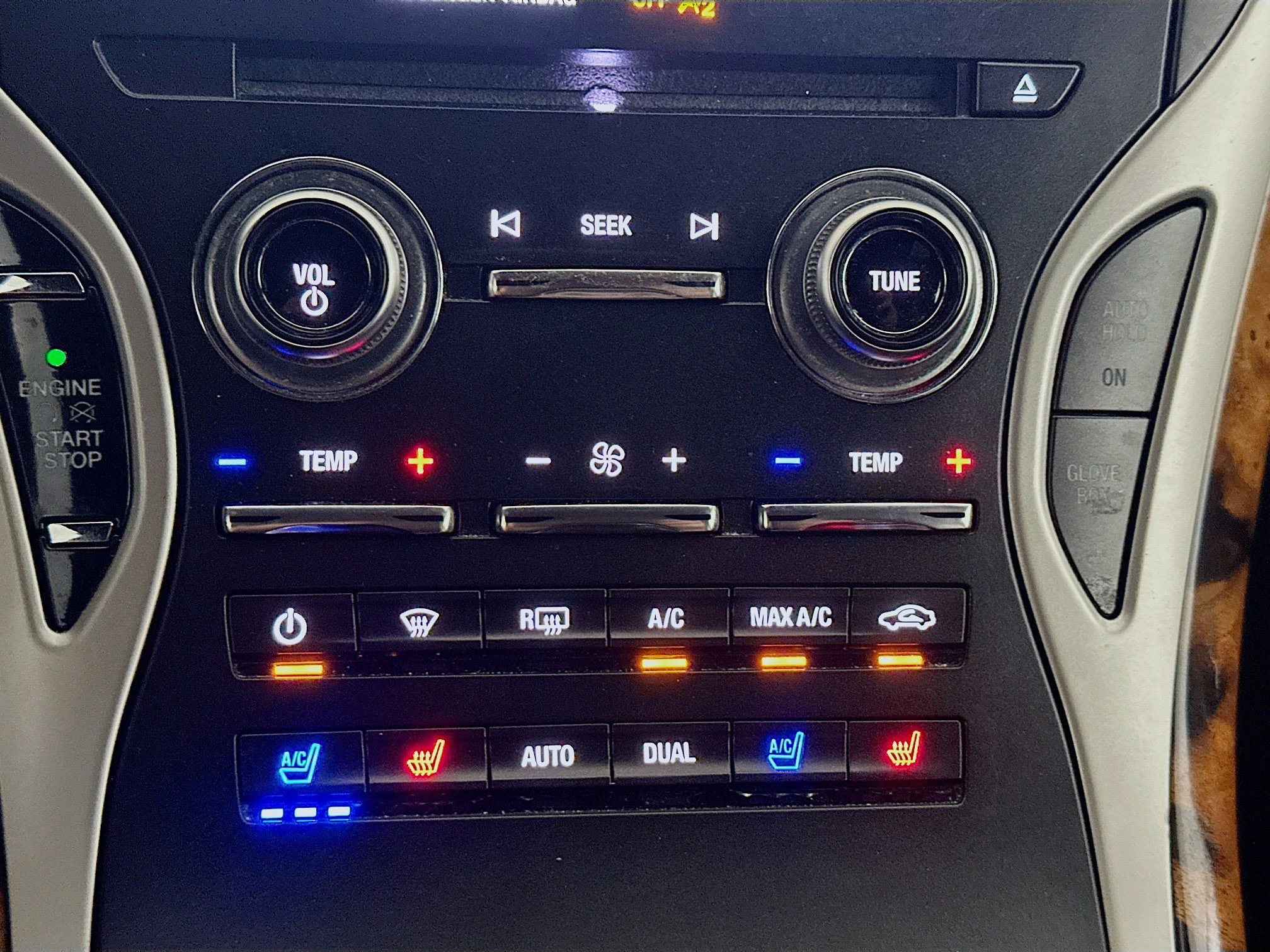 Used 2018 Lincoln MKX Reserve FWD image 24