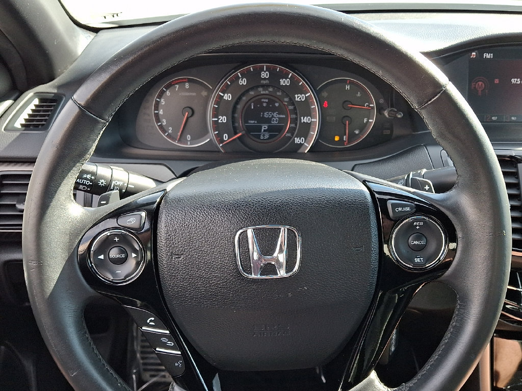 Used 2017 Honda Accord Sport image 19