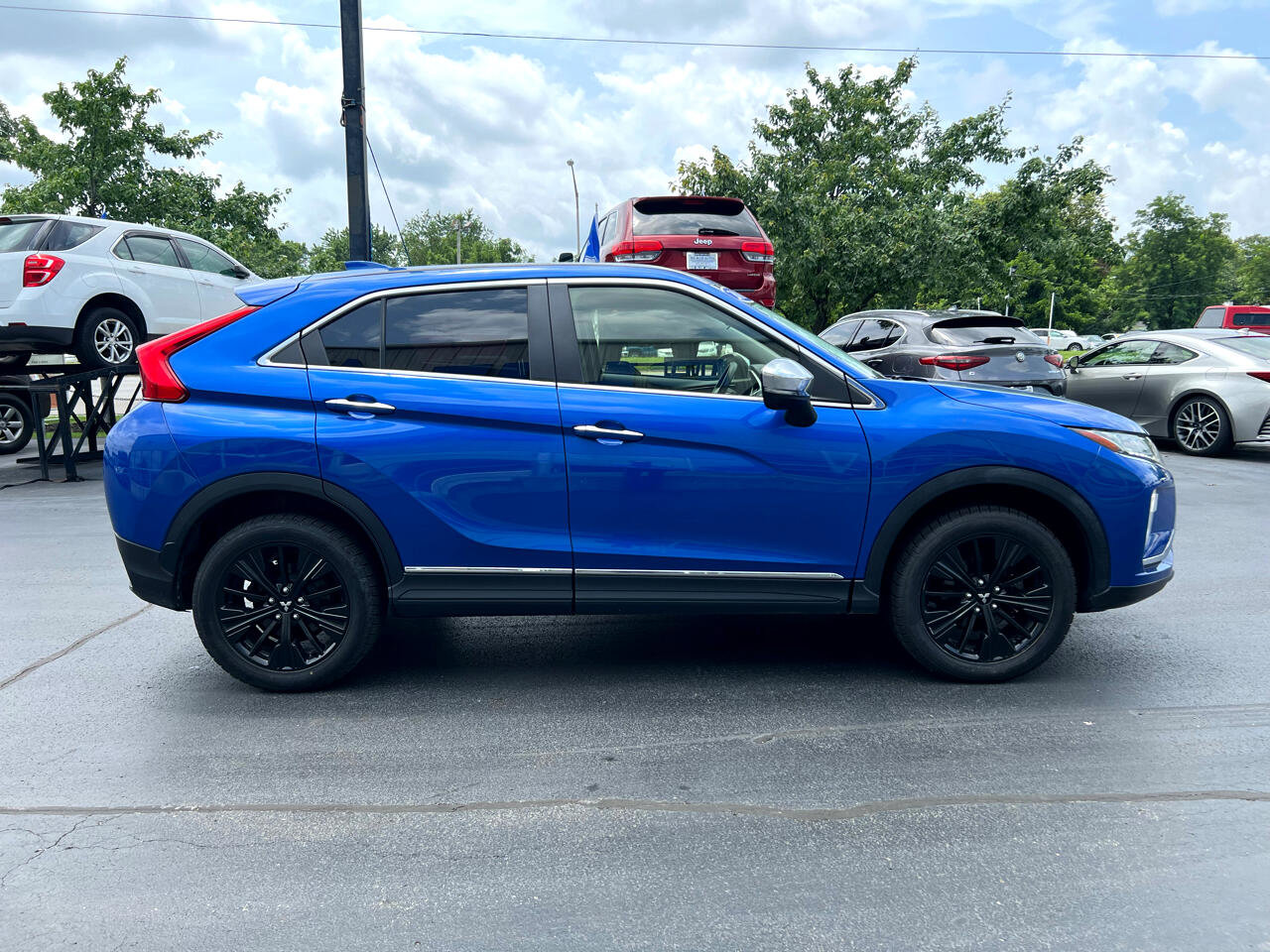 Used 2019 Mitsubishi Eclipse Cross LE image 6