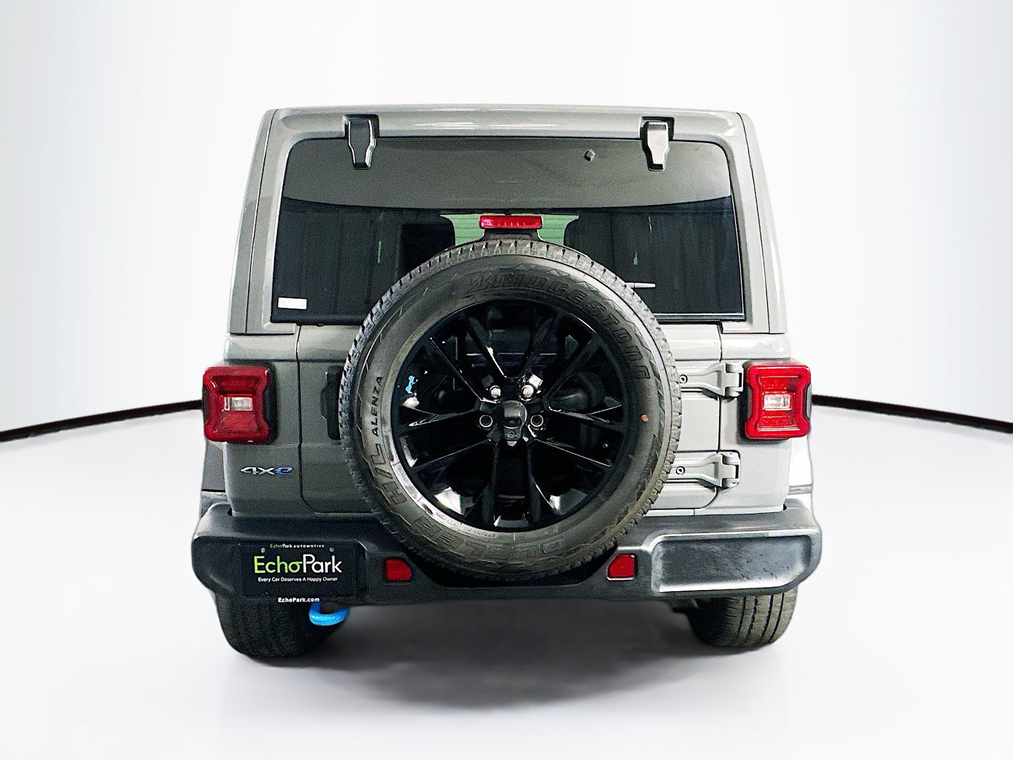 Used 2022 Jeep Wrangler Unlimited Sahara w/ Cold Weather Group AWD/4WD image 7