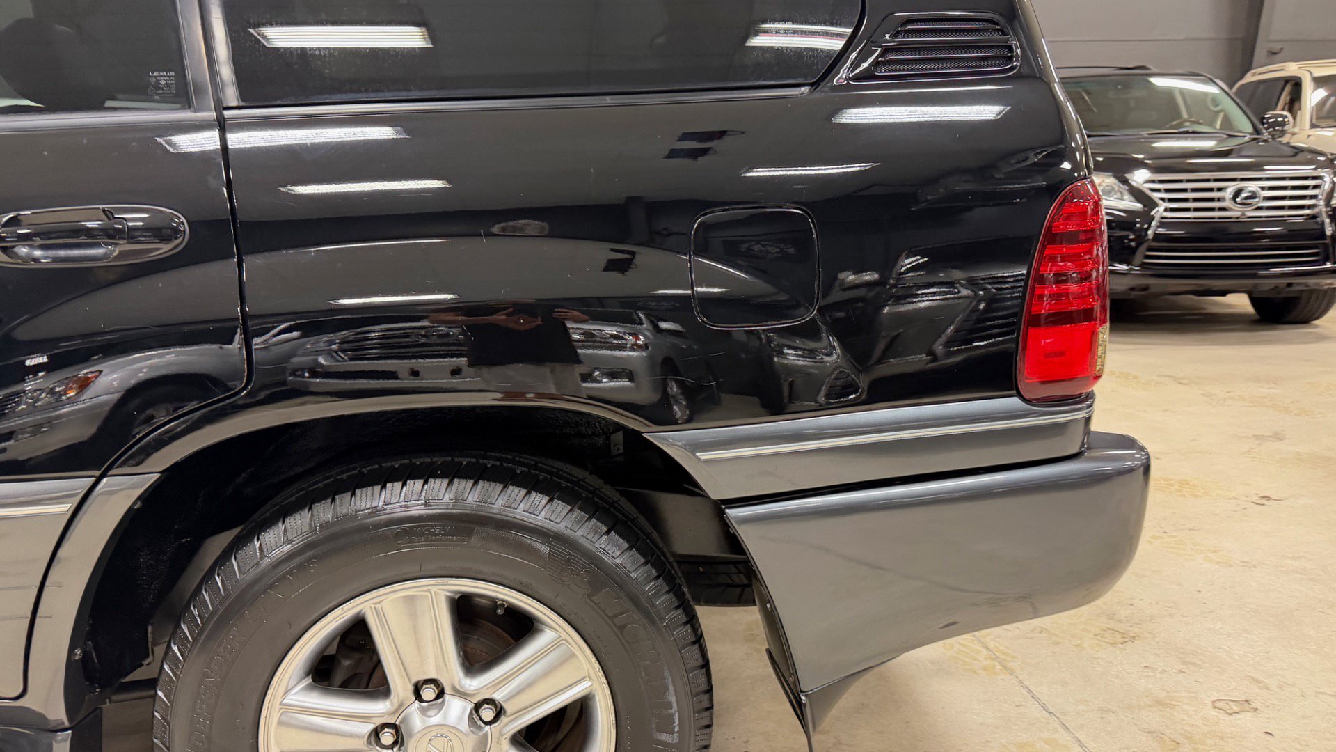 Used 2006 Lexus LX 470 4WD image 12