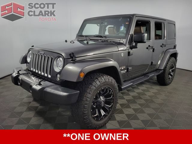 Used 2017 Jeep Wrangler Unlimited Sahara w/ Connectivity Group image 3