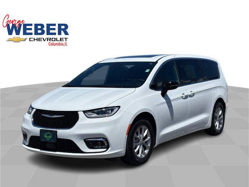 Used 2026 Chrysler Pacifica Limited FWD image 1