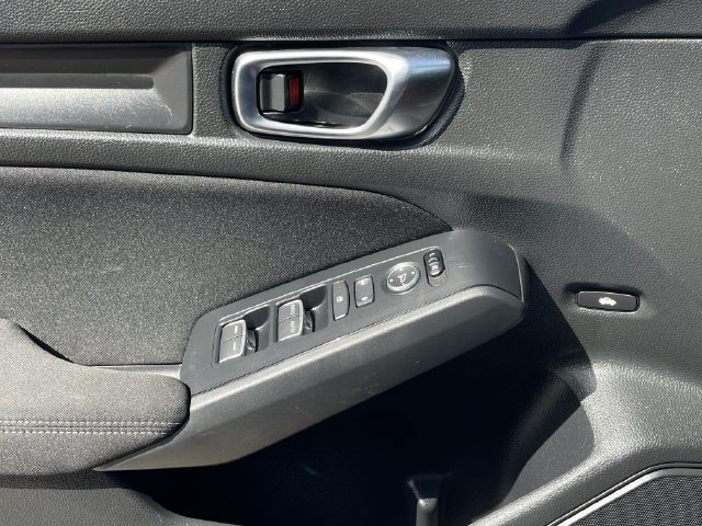 Certified 2025 Honda Civic Sport image 22