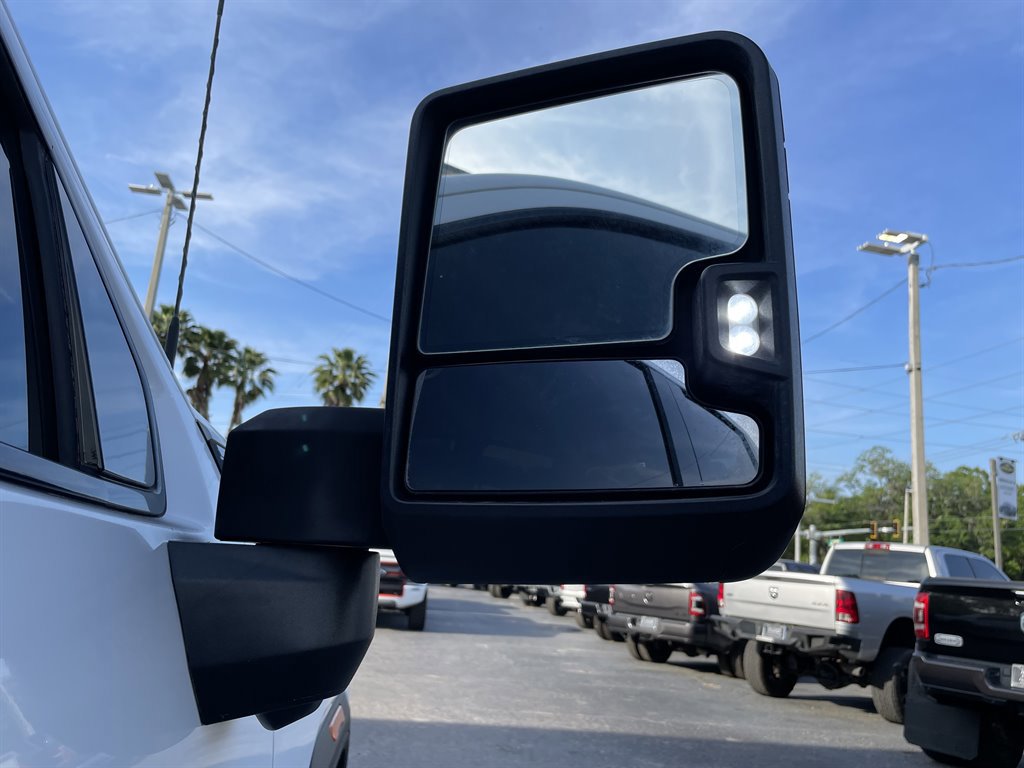 Used 2022 GMC Sierra 2500 AT4 image 37