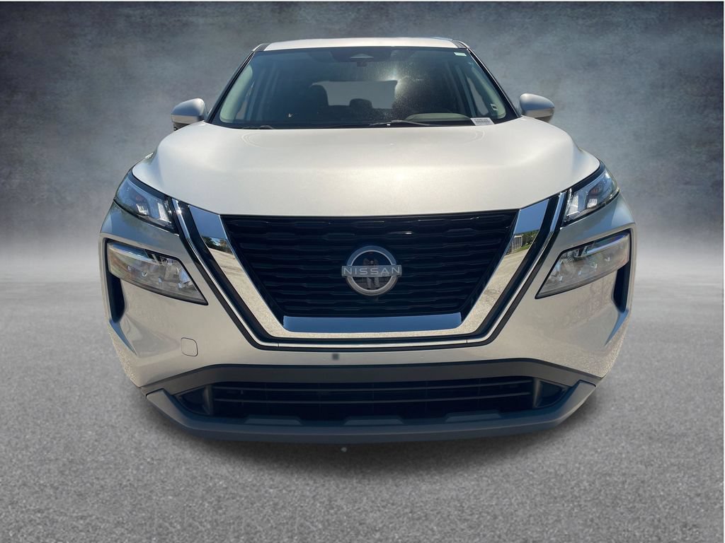 Used 2023 Nissan Rogue SV AWD/4WD image 3