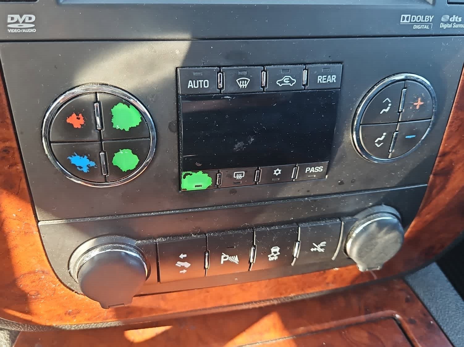 Used 2013 Chevrolet Tahoe LTZ image 17